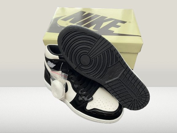 Back view of the AJ1 All Star