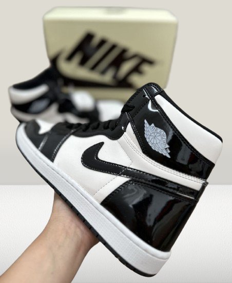 Top-down view of the Jordan 1 All Stars
