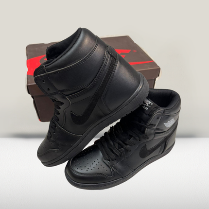 Jordan 1 Triple Black [40% Off]