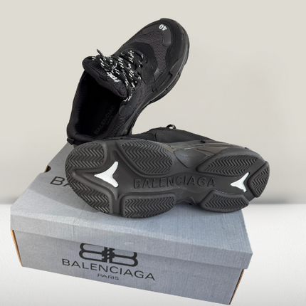 Balenciaga Triple-S Full-Black [60% Off-New]