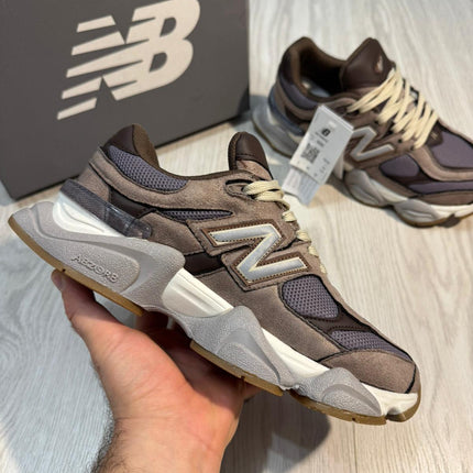New Balance Sneakers 9060 Maro [NEW]