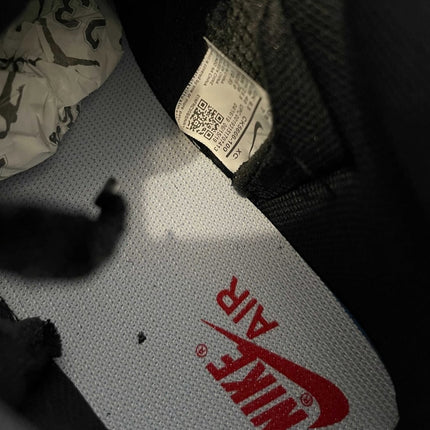 Air Jordan 1 Patent Bred with Nike logo
