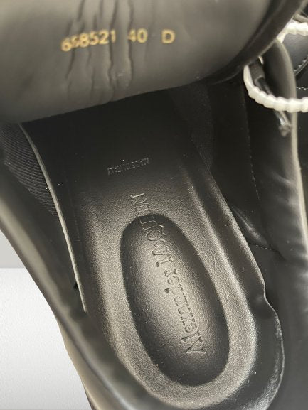  Alexander McQueen Shoes inside view 