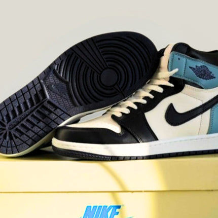 Backside view of Jordan 1 OBSIDIAN 