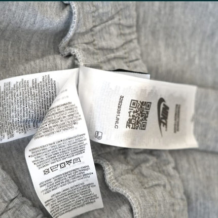 Detalii – trening Nike Tech Fleece