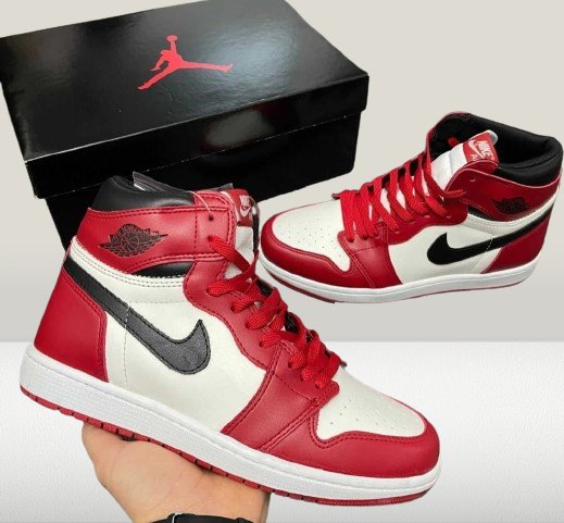 Jordan 1 Chicago Red Sneakers