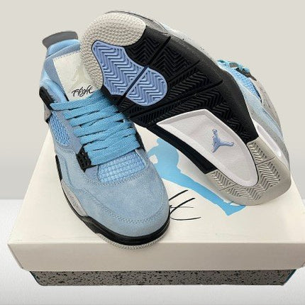 Jordan 4 University Blue  studio view