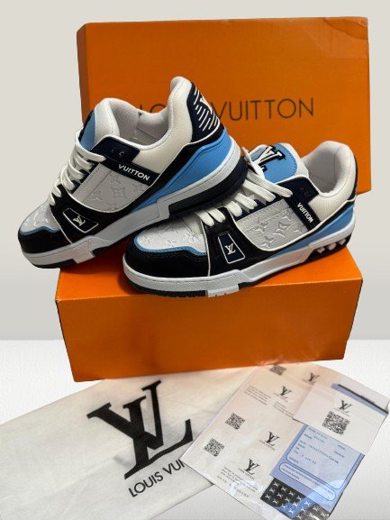 Louis Vuitton Sneakers with blue and white color