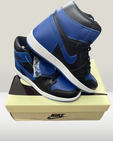 "OG Jordan 1 'Royal' – classic black & blue color blocking