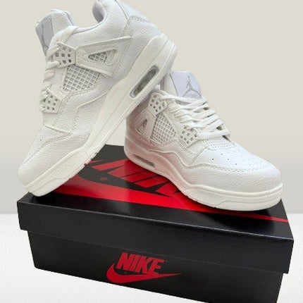 Retro Jordan 4 White with Nike box