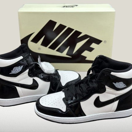 Side profile of the Air Jordan 1 All Star