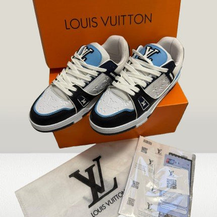  Top view of Louis Vuitton Sneakers  