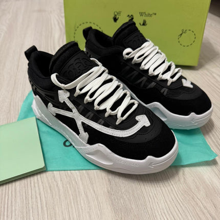 Off-White Odssy 1000 Black&White {New}
