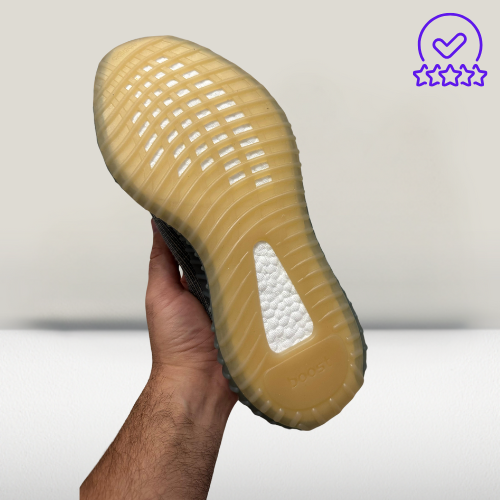 Yeezy BOOST 350 V2 Israfil rear design with pull tab
