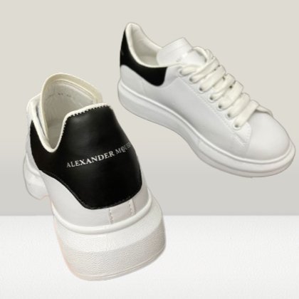 Alexander Mcqueen White [40% OFF] - ShoeResidenceAlexander Mcqueen Alb & Negru [ULTIMELE PERECHI] - ShoeResidenceAlexander McQueen, Adidași Alexander McQueen, Pantofi Alexander McQueen, Teniși Alexander McQueen, Sneakers Alexander McQueen, White Alexander McQueen, Alexander McQueen Albi, Alexander McQueen Design, Alexander McQueen Fashion, Alexander McQueen Trendsetter, Alexander McQueen Lux, Alexander McQueen Premium, Alexander McQueen Stil, adidasi mcqueen, mcqueen alb alexannder mcqueen panto