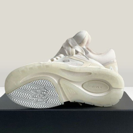 Amiri Ma - 1 Full White [LICHIDARE STOC] - ShoeResidenceAMIRI MA1 LACED UP ALBI NEGRI ROMANIA DAMA BARBATI UNISEX REPS REPLICI NOI HIIGH FULL WHITE OLX PANDABUY HAGOBUY NOI REPS REPLICA FAKE IMPORT MARFA EXPORT TURCIA AMIRI LOW TOP SNEAKERS AMIRI - MA - 1 adidasi barbati incaltaminte adidasi albi barbati sneakeri ieftini amiri romania amiri ma1 alb amiri ma1 white amiri romania pantofi amiri dama barbati shoeresidence amiri shoes amiri femei amiri ma 1 amiri tricouGheata36