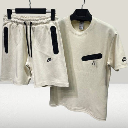 Compleu Nike Tech BEJ [NOU] - ShoeResidence pantalon haine compleu Trapstar, pantaloni scurti Trapstar, tricou Trapstar, Nike tech shorts, Nike tech tricou, compleu Nike tech, Trapstar tech pantaloni, compleu sport Nike, pantaloni scurti tech, tricou Nike tech, shorts Nike, compleu Trapstar alb, pantaloni Nike, tricou tech, shorts sportivi Nike, tricou casual Trapstar, compleu de vara Trapstar, shorts de alergare Nike, tricou de fitness Trapstar, tricou nike, pantaloni scurti nike, pantaloni nik