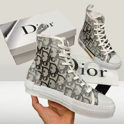 Dior B - 23 HIGH [LA REDUCERE] - ShoeResidenceadidas DIOR B23 HIGH Pantofi Dior B23, Adidași Dior B23, Teniși Dior B23, Sneakers Dior B23, Espadrile Dior B23, Sandale Dior B23, Botine Dior B23, Mocasini Dior B23, Papuci Dior B23, Ghete Dior B23, Pantofi casual Dior B23, Pantofi eleganți Dior B23, Pantofi de antrenament Dior B23, Pantofi de vară Dior B23, Încălțăminte Dior B23, Încălțăminte casual Dior B23, Încălțăminte elegantă Dior B23, dior romania, dior b23 de vanzare, dior b23 high, dior b23