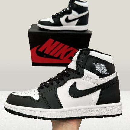 Jordan 1 High PANDA [LA REDUCERE] - ShoeResidenceJordan 1 Panda, Air Jordan 1 Panda, Air, Jordan, Air Jordan, Air Jordan 1, Jordan 1, Panda, Negru, Jordan Negru, Jordan 1 Panda, Jordan 1 Alb, Air Jordan 1 Panda, Air Jordan 1 Panda, Jordan 1 Alb, Jordan 1 la reducere, Jordan 1 România, Jordan 1 ieftini, Jordan 1 de vânzare, Jordan 1 bărbați, Jordan 1 femei, Jordan 1 damă, Jordan 1 Panda România, Jordan 1 modele, Jordan 1 drip, Jordan 1 la modă, adidasi Jordan, adidasi bărbați Jordan 1, adidasi Jo