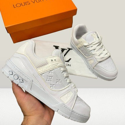 Louis Vuitton Romania White Monogram [NOU] - ShoeResidenceLouis Vuitton Romania white monogramLouis Vuitton40adidasi albi louis vuittonadidasi albi lvadidasi de designer6