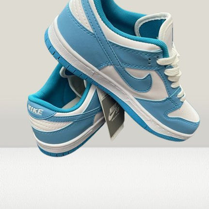 Panda Dunks - Low University - Blue [NOU] - ShoeResidencePanda Dunks - Low University - Blue [NOU] - ShoeResidenceNike Panda Dunks Low Retro University Blue Albastru Replică Romania Blue Reducere Nou Adidasi Sneakeri Teniși Pantofi Sport Original Autentic Calitate Premium Piele Sintetic Colecție Exclusivă Ediție Limitată Stil Urban Streetwear Fashion Trend Fashion Trendsetter Modă Cumpărare Online Livrare Rapidă Promoție Ofertă Disponibilitate Stoc Magazin Online Comandă Rapidă Trendsetter Chic 