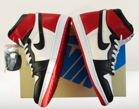 side profile of Jordan 1 Black Shoes