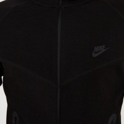 Tech Fleece Negru Model - 2024 [Full - Set] - ShoeResidencePartea de hanorac Tech Fleece negru cu lanț și logo - ul NikeNike TechSBlack Hanorac Nike TechBlack Hanorac Pantalon FleeceBlack Hanorac Pantalon Tech9