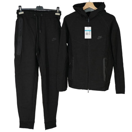 Tech Fleece Negru Model - 2024 [Full - Set] - ShoeResidenceSet complet Tech Fleece negru pe fundal albNike TechSBlack Hanorac Nike TechBlack Hanorac Pantalon FleeceBlack Hanorac Pantalon Tech4