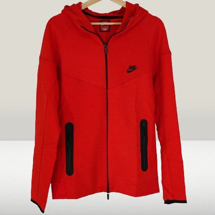 Tech Fleece Rosu Model - 2024 [Full - Set] - ShoeResidencePartea superioară a modelului Tech Fleece roșu cu logo - ul NikeNike TechScompleu Nike Tech copiicompleu Nike Tech de bărbațicompleu Nike Tech de damă8