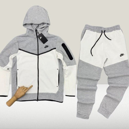 Trening Nike Tech White - Gray 2025 [Full - Set] - ShoeResidenceSet complet trening Nike Tech Fleece GRI - NEGRU Nike TechSalbastruAlbastru Blue RomaniaAlbastru Full2