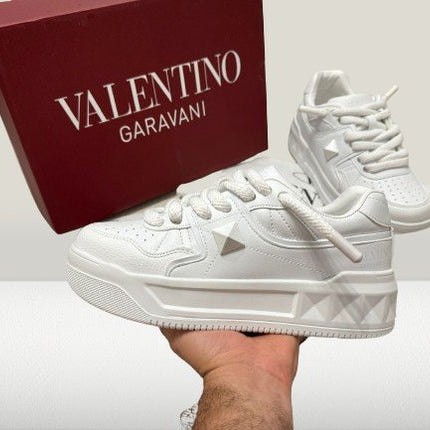 Valentino Garavani Full - White [LA OFERTĂ] - ShoeResidenceVALENTINO GARAVANNI PANTOF ADIDAS CASUAL ALB NEGRU WHIITE ALB PIELE NOU DE VANZARE REDUCERE OFERTA ROPE LACES SHOES TENES SNEAKER OLX SHOERESIDENCE SHOE RESIDENCE REPLICA VALENTINO GARAVANNI PANTOFALENTINO GARAVANNI PANTOF ADIDAS CASUAL ALB NEGRU WHIITE ALB PIELE NOU DE Valentino Garavani, Pantof, Adidas, Casual, Alb, Negru, Sneakers, Incaltaminte, Sport, Fashion, Streetwear, Moda, Stil Urban, Comod, Original, Autentic, Calitate, Premium
