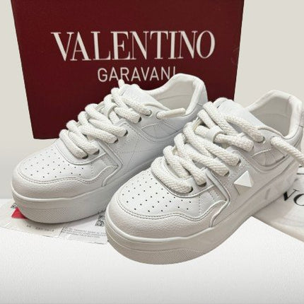 Valentino Garavani Full - White [LA OFERTĂ] - ShoeResidenceVALENTINO GARAVANNI PANTOF ADIDAS CASUAL ALB NEGRU WHIITE ALB PIELE NOU DE VANZARE REDUCERE OFERTA ROPE LACES SHOES TENES SNEAKER OLX SHOERESIDENCE SHOE RESIDENCE REPLICA VALENTINO GARAVANNI PANTOFALENTINO GARAVANNI PANTOF ADIDAS CASUAL ALB NEGRU WHIITE ALB PIELE NOU DE Valentino Garavani, Pantof, Adidas, Casual, Alb, Negru, Sneakers, Incaltaminte, Sport, Fashion, Streetwear, Moda, Stil Urban, Comod, Original, Autentic, Calitate, Premium