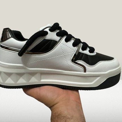 Valentino Garavanni Alb - Negru [NOU] - ShoeResidenceVALENTINO GARAVANNI PANTOF ADIDAS CASUAL ALB NEGRU WHIITE ALB PIELE NOU DE VANZARE REDUCERE OFERTA ROPE LACES SHOES TENES SNEAKER OLX SHOERESIDENCE SHOE RESIDENCE REPLICA VALENTINO GARAVANNI PANTOFALENTINO GARAVANNI PANTOF ADIDAS CASUAL ALB NEGRU WHIITE ALB PIELE NOU DE Valentino Garavani, Pantof, Adidas, Casual, Alb, Negru, Sneakers, Incaltaminte, Sport, Fashion, Streetwear, Moda, Stil Urban, Comod, Original, Autentic, Calitate, Premium, Desi
